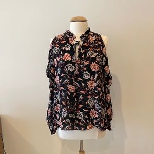 Parker blouse. Peekaboo shoulders. Button cuffs